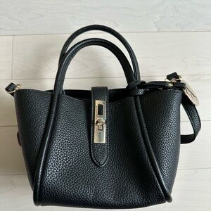 Elegant Black Leather Handbag